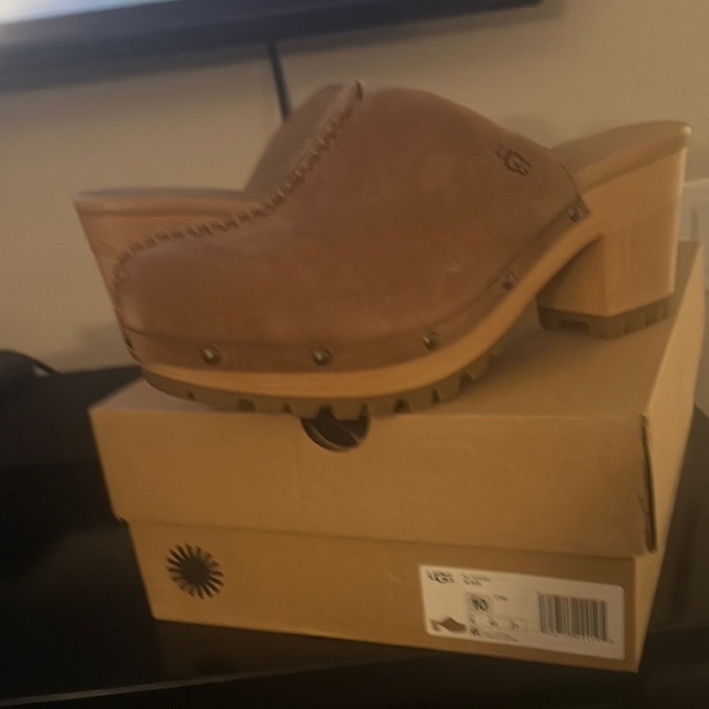 UGG Tan Leather Clogs